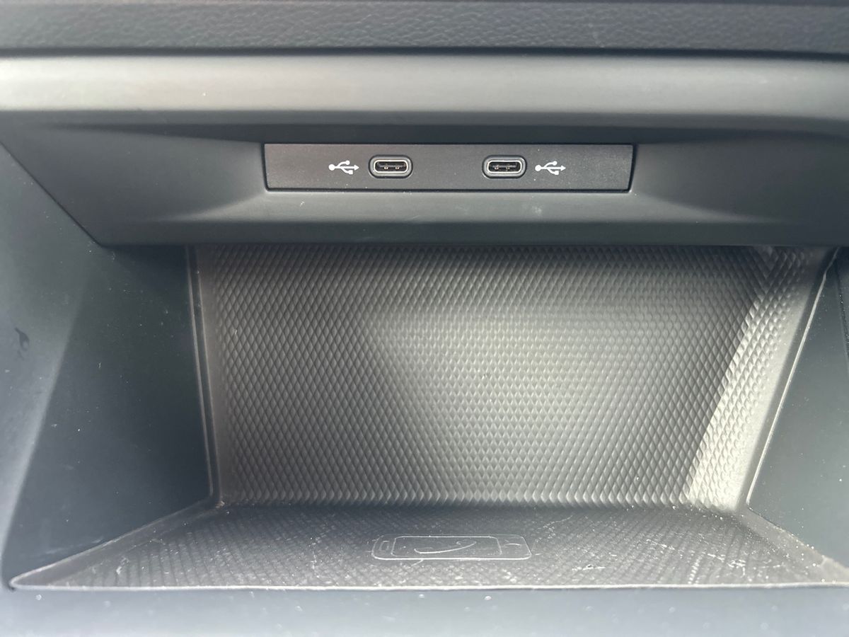 Volkswagen Golf Photo 34