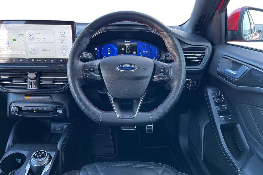 Ford FOCUS Photo autoimg-c827899bedd43eb3c257154d081c75d5ff95ba87.jpg