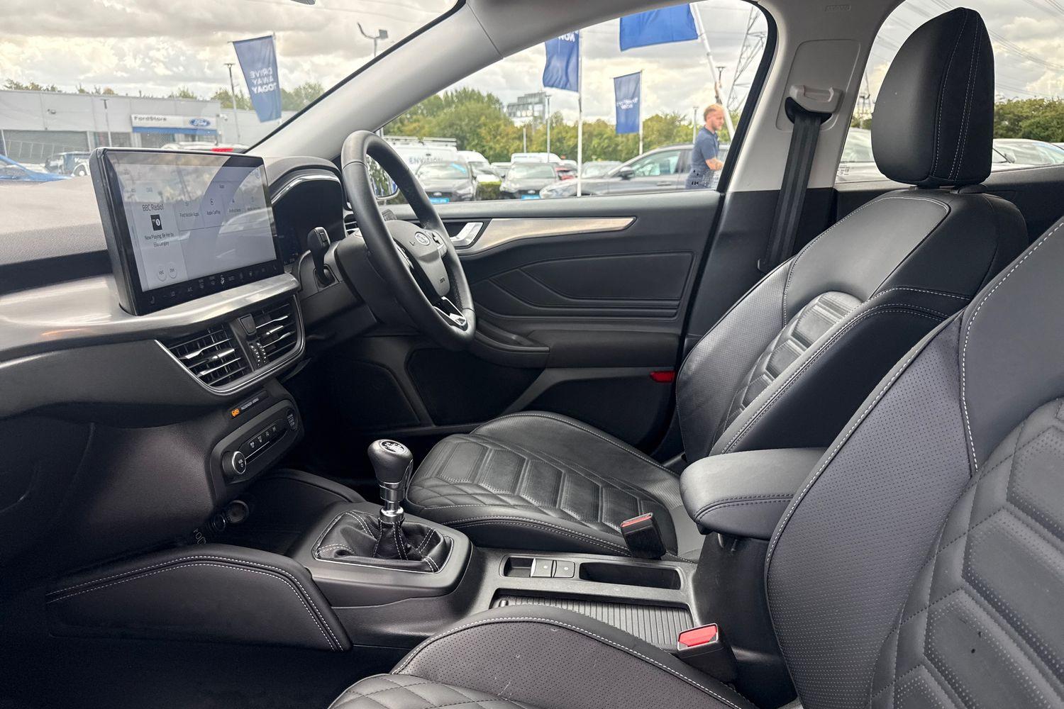 Ford FOCUS Photo 18