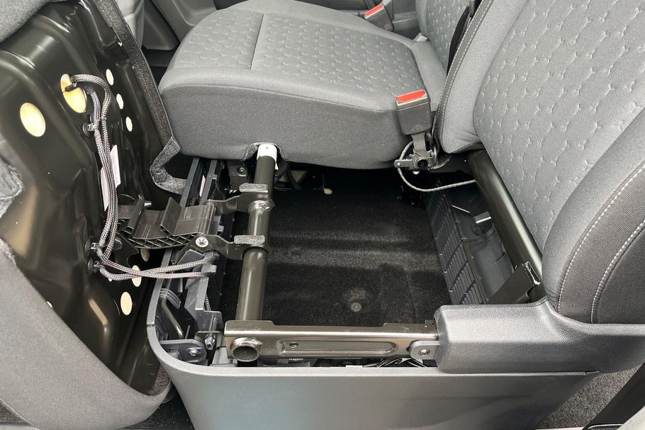 Used FORD TOURNEO CUSTOM YM25OMJ 37