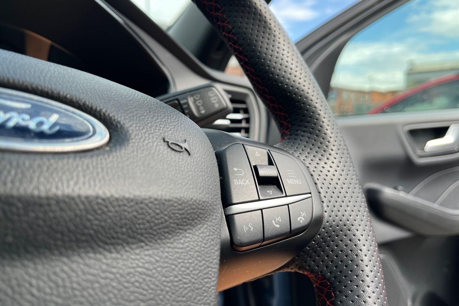Ford KUGA Photo 26