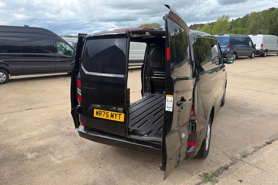 Ford TRANSIT CUSTOM Photo autoimg-c83db179f91973777109a2b62b72583def5e49dc.jpg