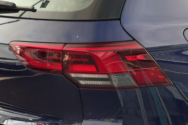 VOLKSWAGEN Golf Photo 18