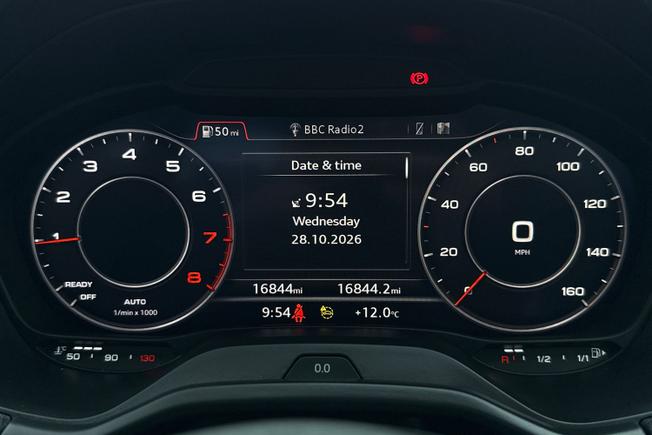 AUDI Q2 Photo 16