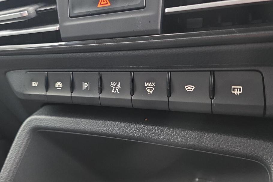 Used FORD TRANSIT CONNECT WV75YMM 35