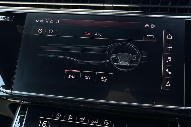 AUDI Q8 Photo 37