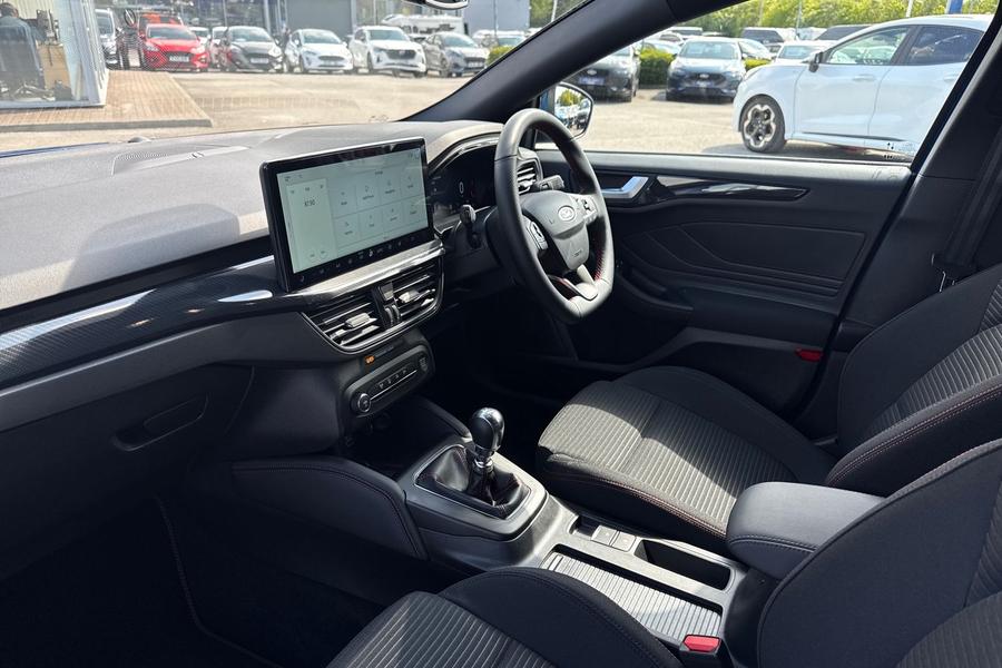 Ford FOCUS Photo autoimg-c8486a97e25660ef5ae8bba90905fdf778743895.jpg