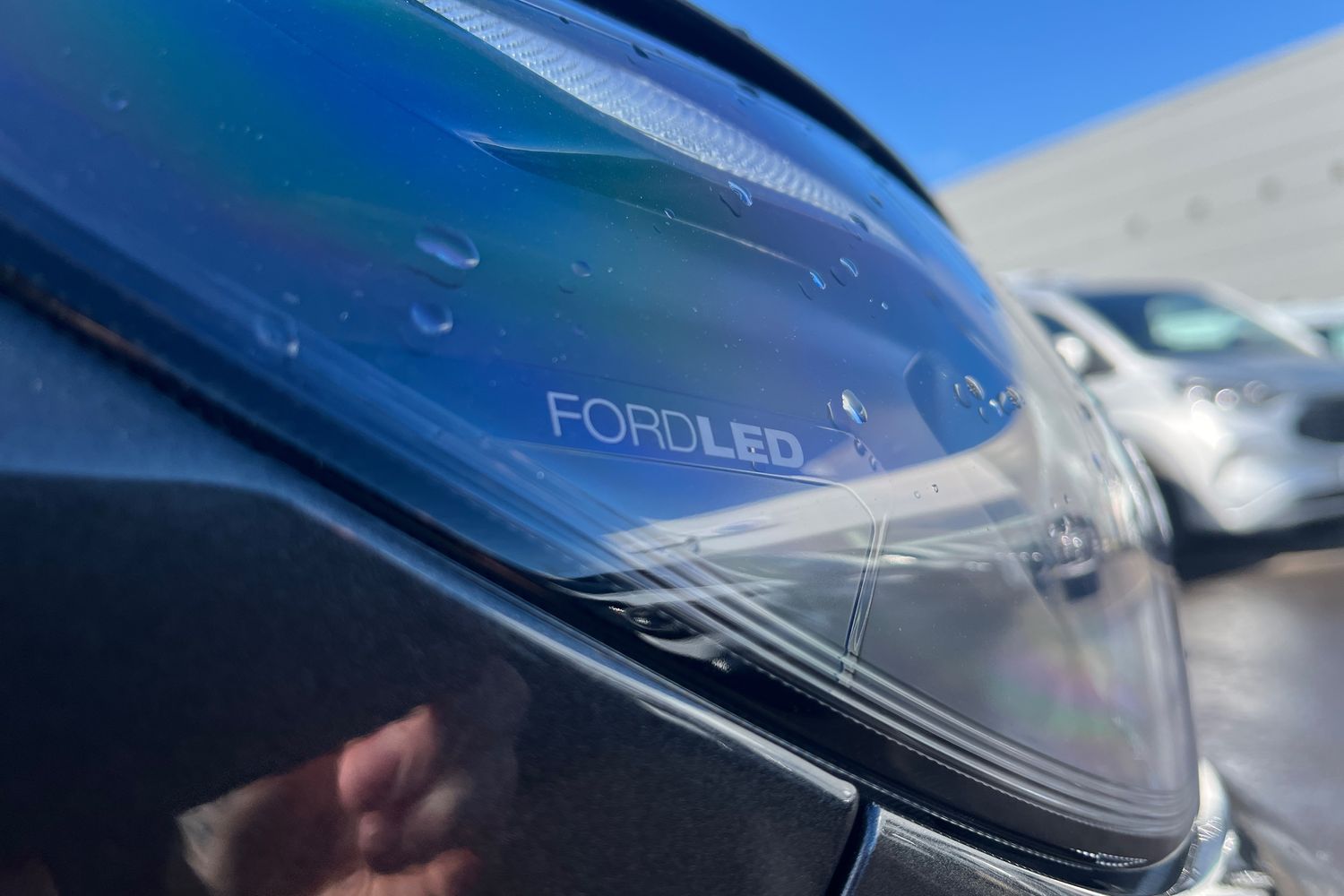 Ford E-Transit Custom Photo 34