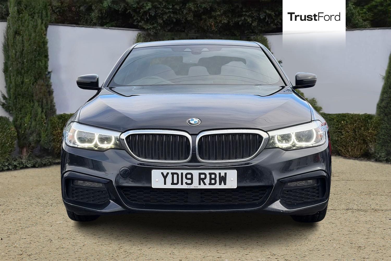 BMW 5 SERIES Photo 5