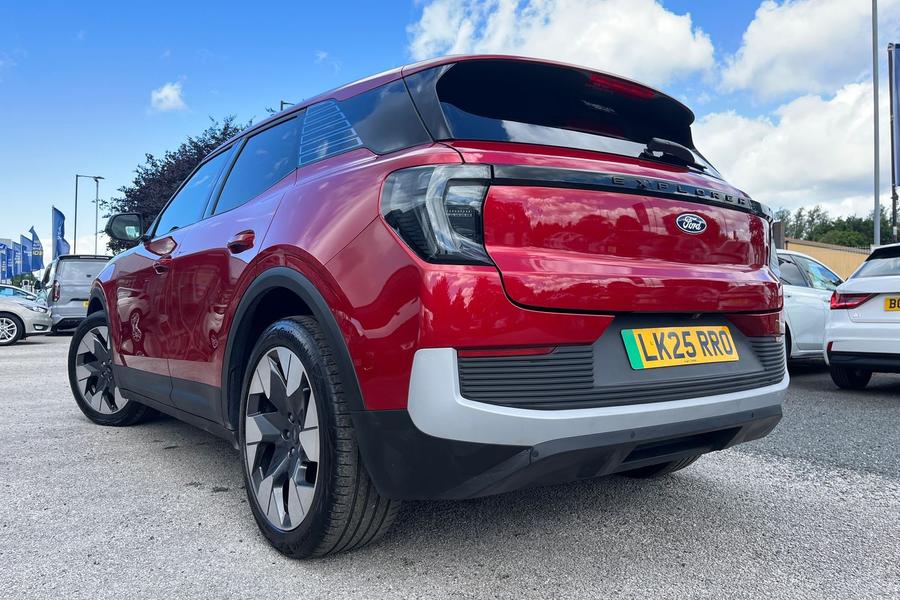 Ford Explorer Photo autoimg-c84d6e7ae50f28ffff5973df9c14baba211b067b.jpg