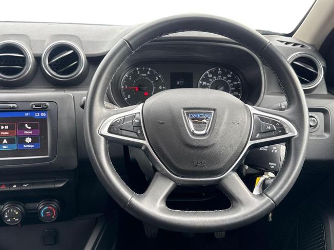 DACIA Duster Photo 11