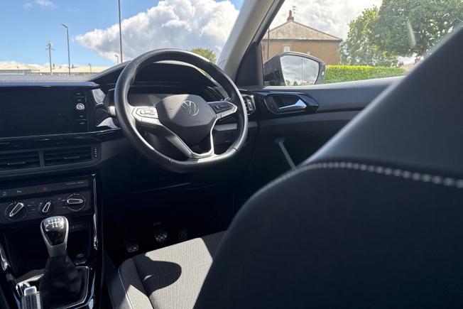 Volkswagen T-Cross Photo 47