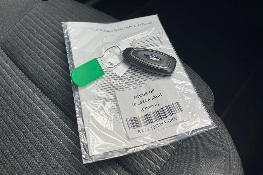 Ford Focus Photo autoimg-c84fae4b3c6d5d27bb3a0adfc0109f40b41bdce9.jpg