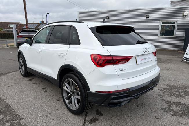 Audi Q3 Photo 24
