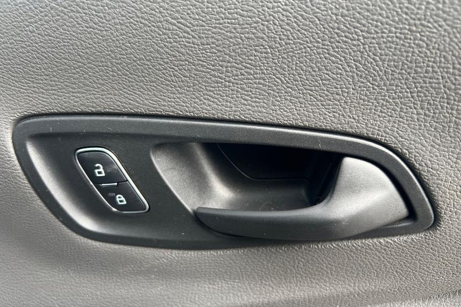 Used FORD TRANSIT WR75VPV 29