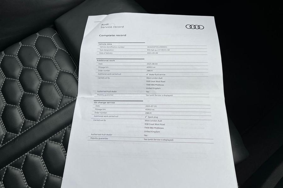 Audi RS5 Photo autoimg-c85902a3f6940307a1db05efdb66b54ea6fd39d9.jpg