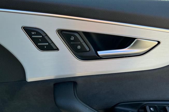 AUDI Q7 Photo 52