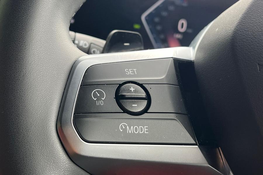 BMW 1 SERIES Photo autoimg-c85b730e174de3dacaabd0630bb11f38e7acd829.jpg