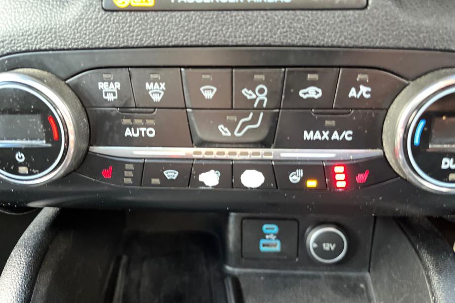 Ford KUGA Photo autoimg-c85bce009e89f1fa2e1aa861f594dae1ebcdcca6.jpg