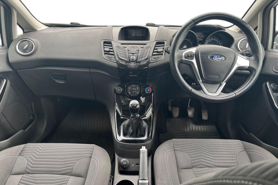 Ford FIESTA Photo autoimg-c85c8f0e3a278369b523c279b0e8c1909554dbdf.jpg