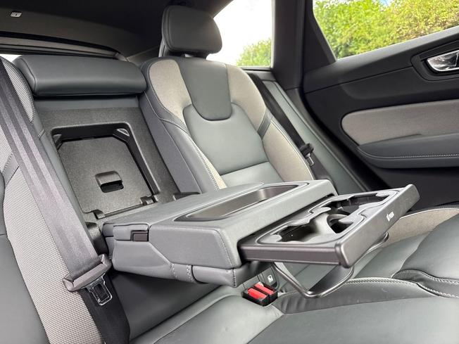 VOLVO XC60 Photo 26