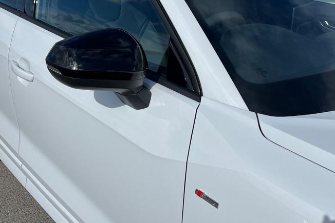 AUDI Q2 Photo 20
