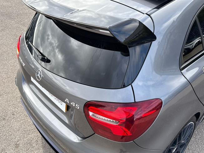 Mercedes-Benz A Class Photo 23