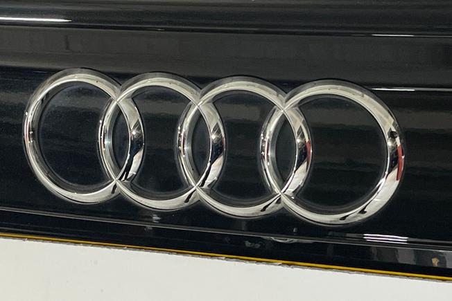 AUDI Q3 Photo 35