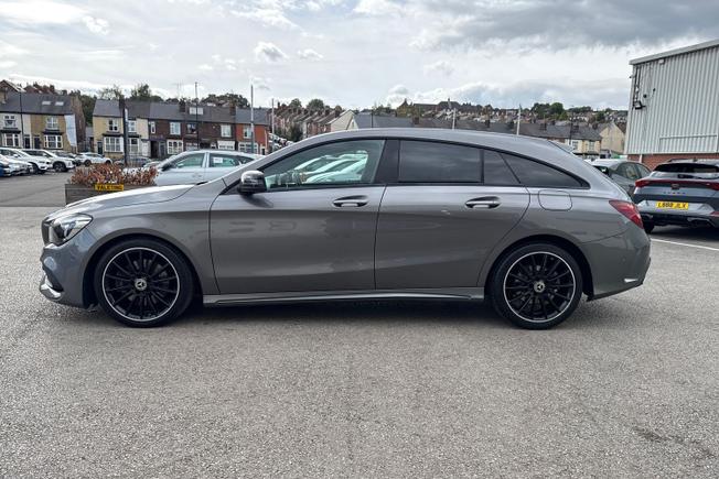 MERCEDES-BENZ CLA Class Photo 25