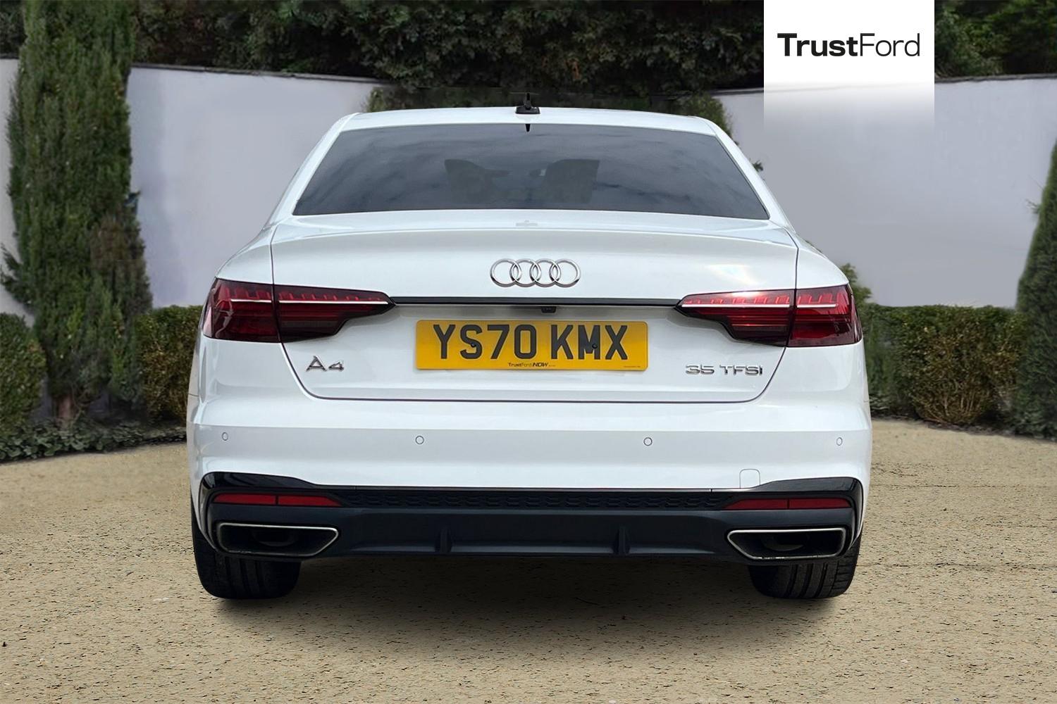 Audi A4 Photo 6