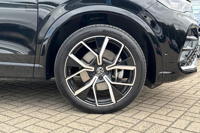 VOLKSWAGEN Tiguan Photo 5