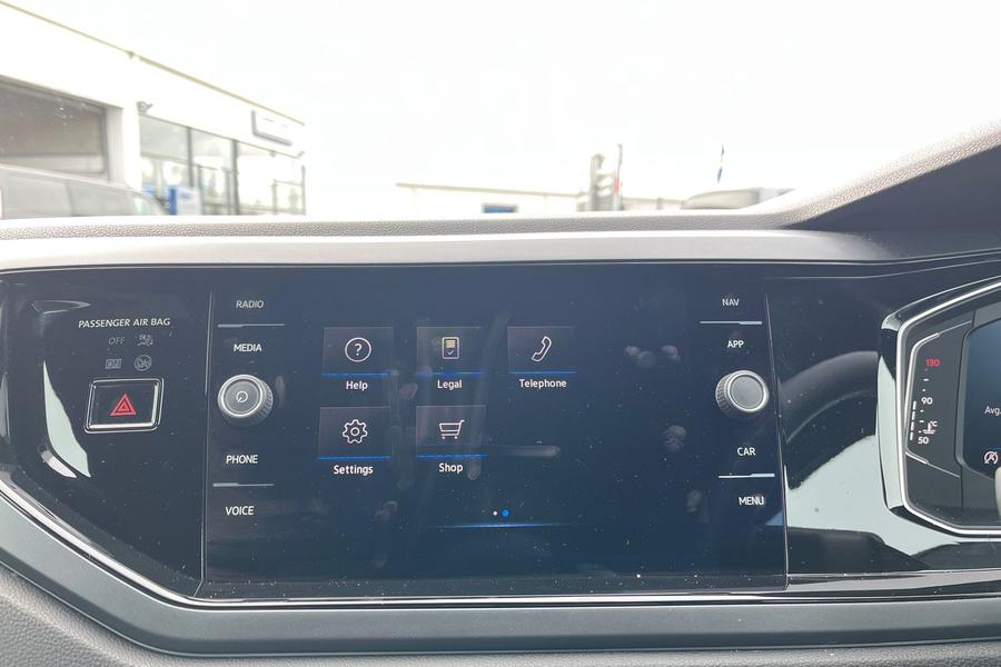 Volkswagen POLO Photo autoimg-c86f8b86f8892add5588784d6ae1e3f746ad5451.jpg