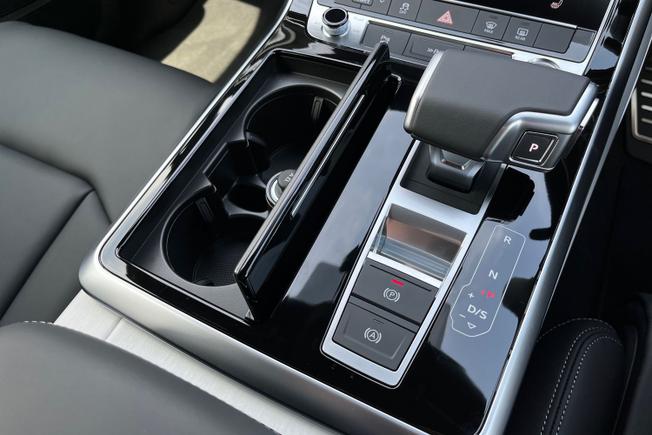 Audi Q7 Photo 38