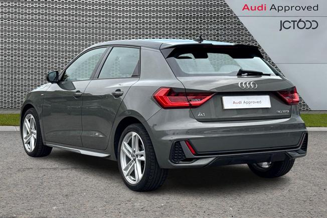 AUDI A1 Photo 3