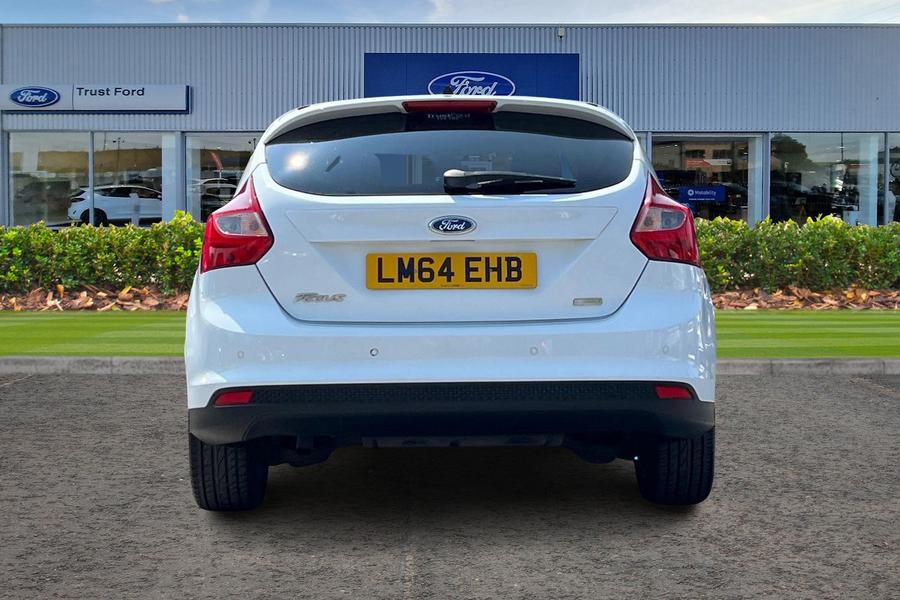 Ford Focus Photo autoimg-c873541e8098568f4f34167a30905b0ce9ad4338.jpg