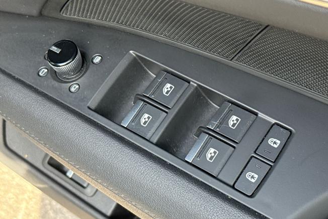Audi e-tron GT Photo 29