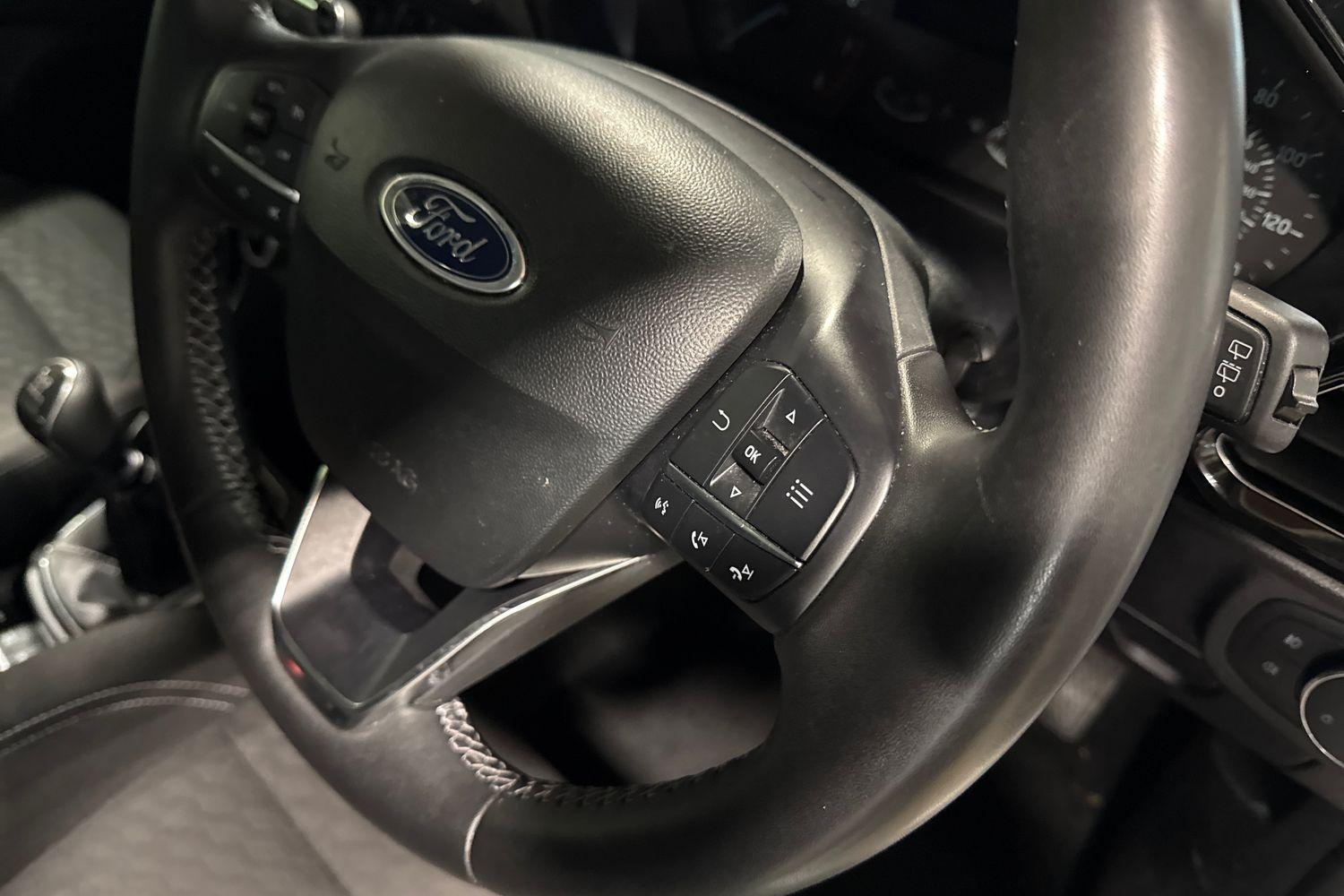 Ford FIESTA Photo 25