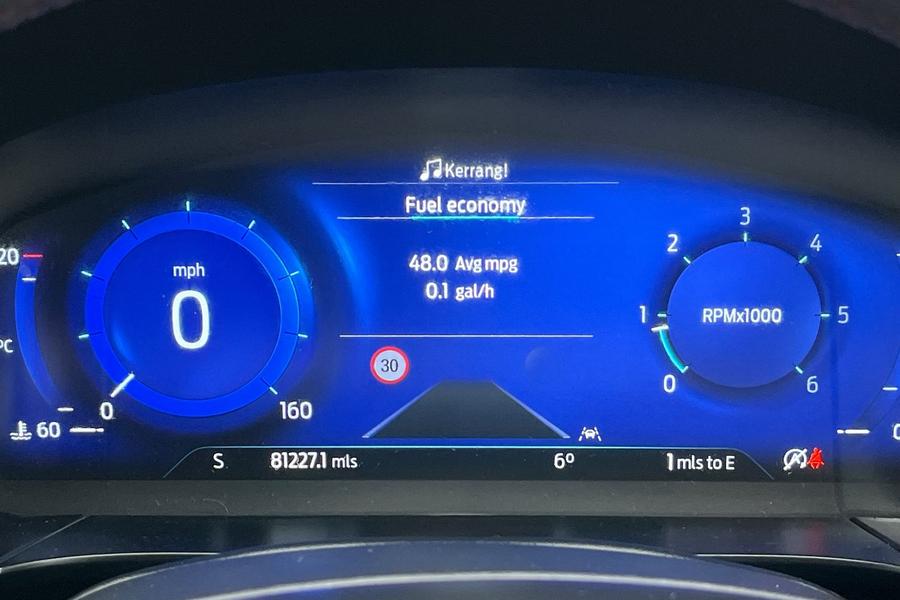 Ford KUGA Photo autoimg-c882bcec83ba43f1b25f45dd7302d0da97991e6b.jpg