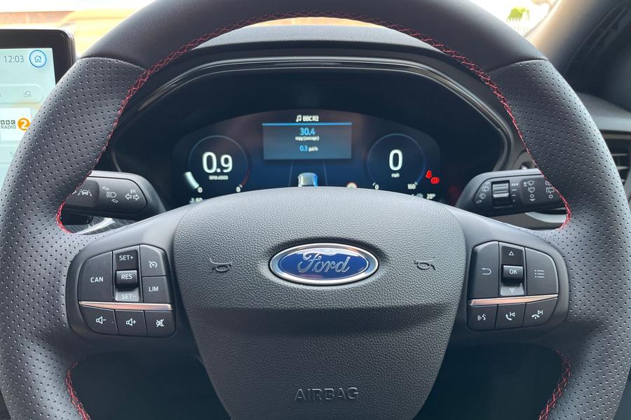 Ford Focus Photo autoimg-c8892e3e0efa00180d327fe67905c45bb5674c75.jpg