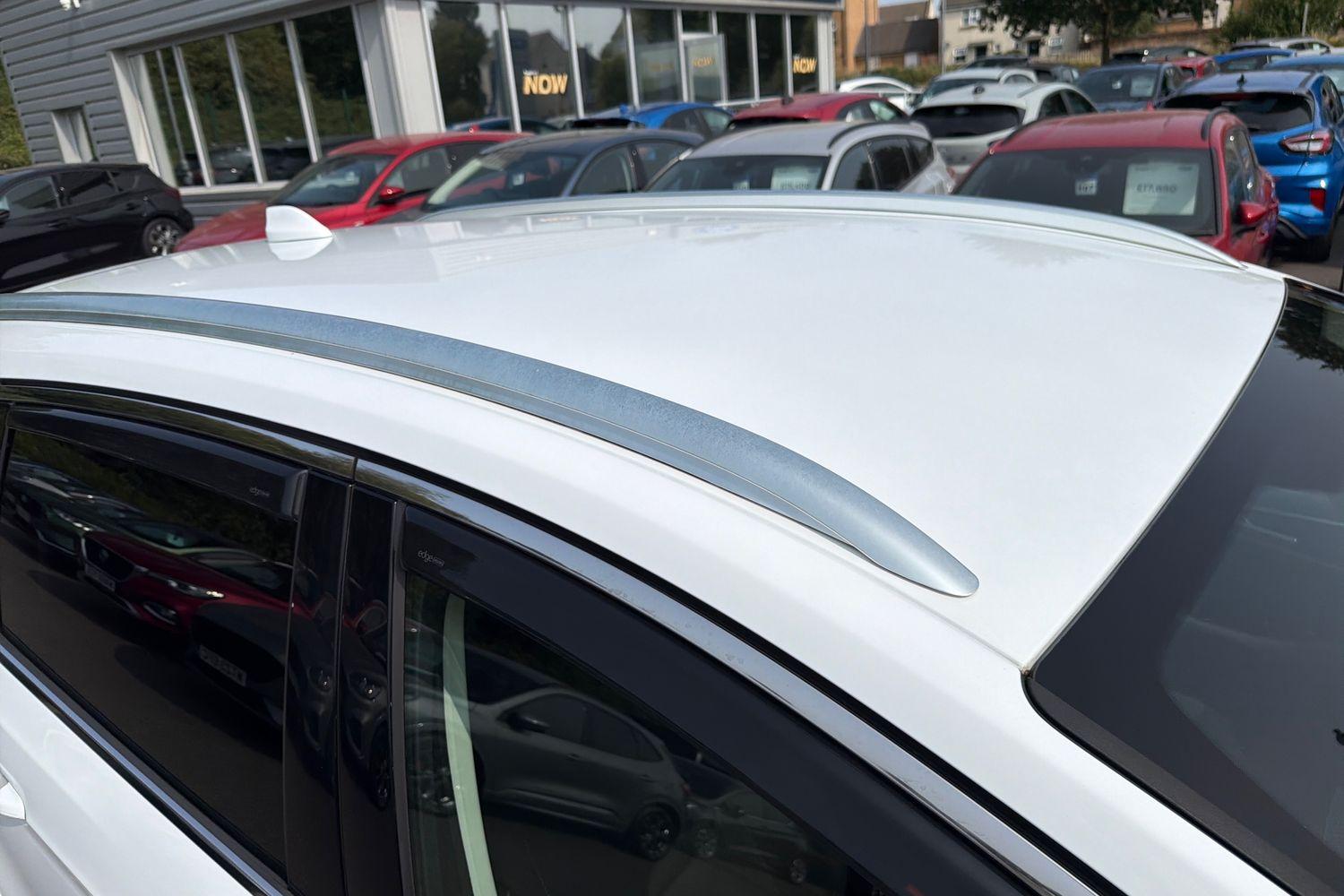 Ford S-MAX Photo 25