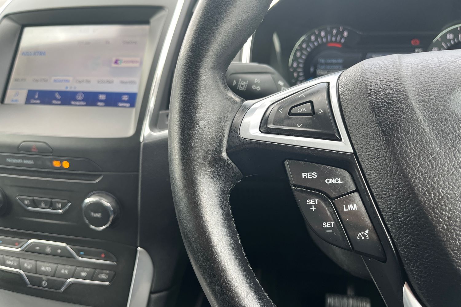 Ford Galaxy Photo 34