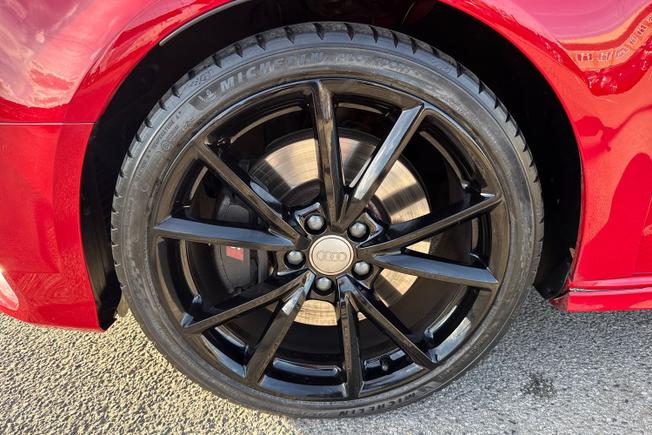 AUDI S3 Photo 40
