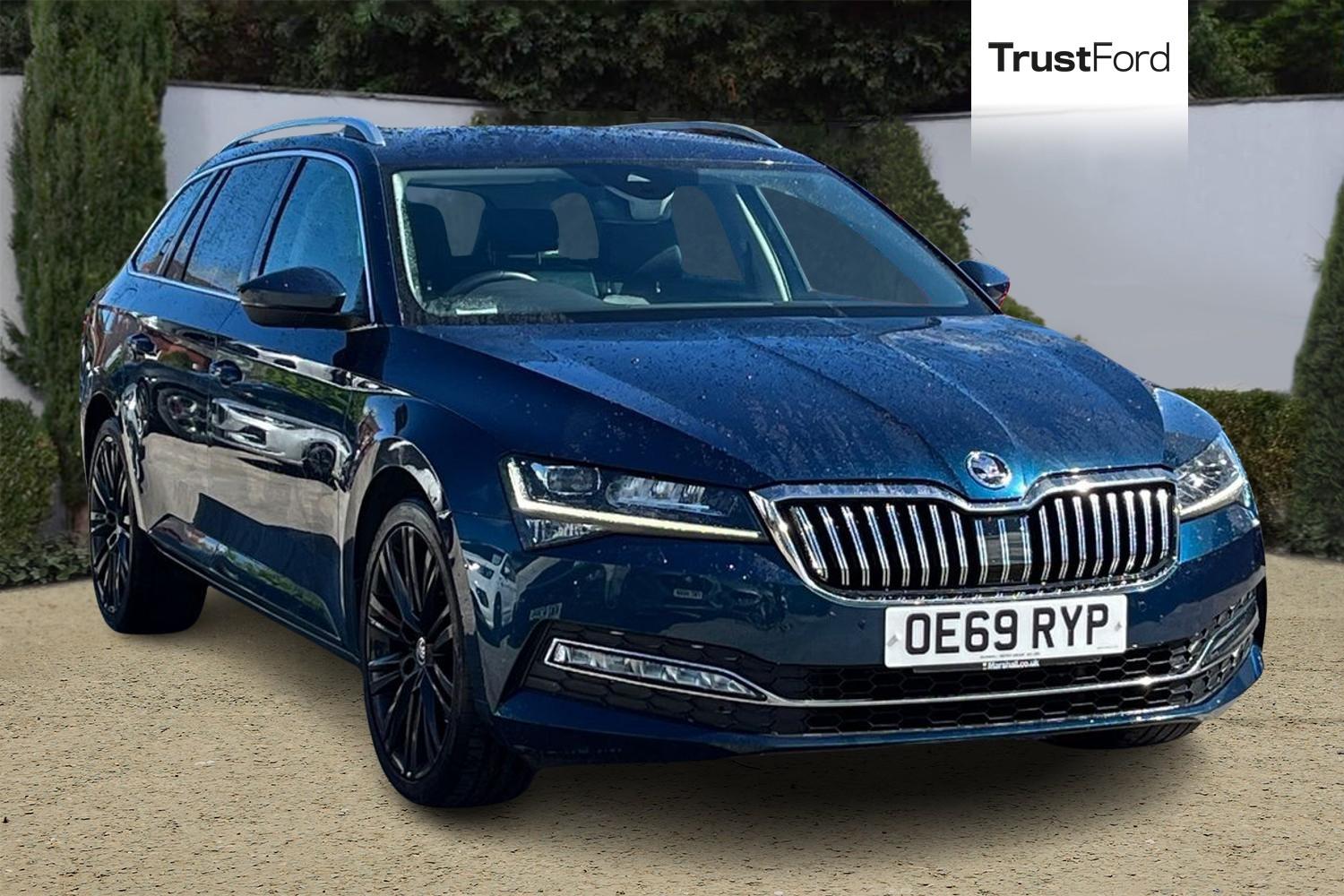 Skoda SUPERB Photo 0