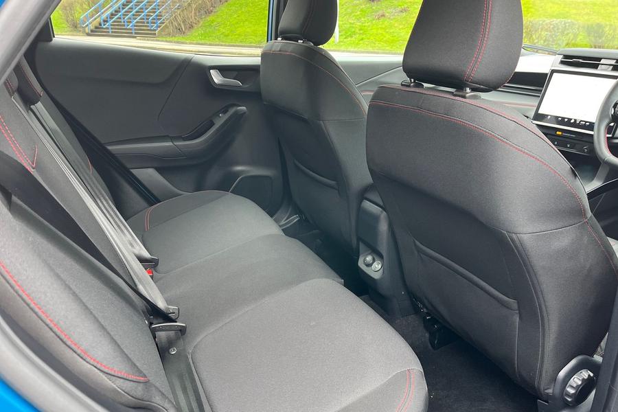 Ford PUMA Photo autoimg-c893dd278ee28830d1ea735552191cf8a144b2dc.jpg