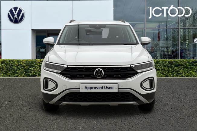 Volkswagen T-ROC Photo 8
