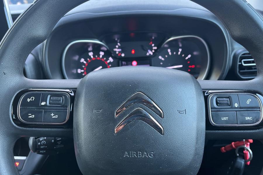 Citroen BERLINGO Photo autoimg-c898332ab2a1a3ed0839258ce62dd19acb78516b.jpg