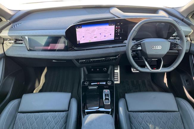 AUDI Q6 e-tron Photo 10
