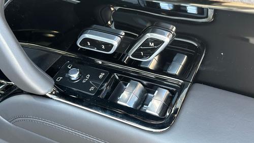 Land Rover Range Rover Sport Photo autoimg-c89a2bd1cdb3ed1668adcffda86cf09b93ea427c.jpg