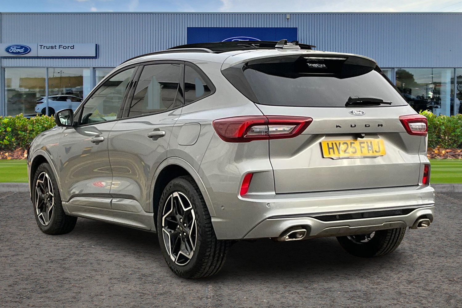 Ford Kuga Photo 1