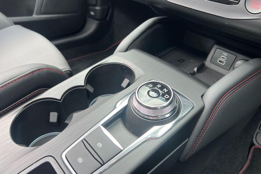 Ford FOCUS Photo autoimg-c89b8e46cb208b618e2eb520e12ac751eea5a6dc.jpg